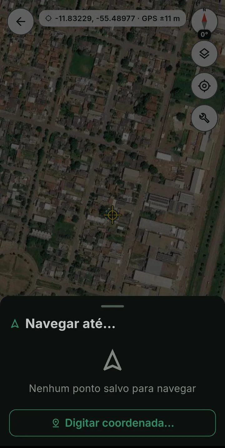 Folha Navegar até do ForestMap com a lista de pontos salvos e o botão Digitar coordenada